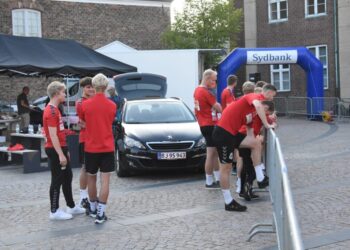 Varde IF Herre Fodbold afholder onsdag den 12. September cykelsponsorløb i Varde Midtby med start og mål på Varde Torv.